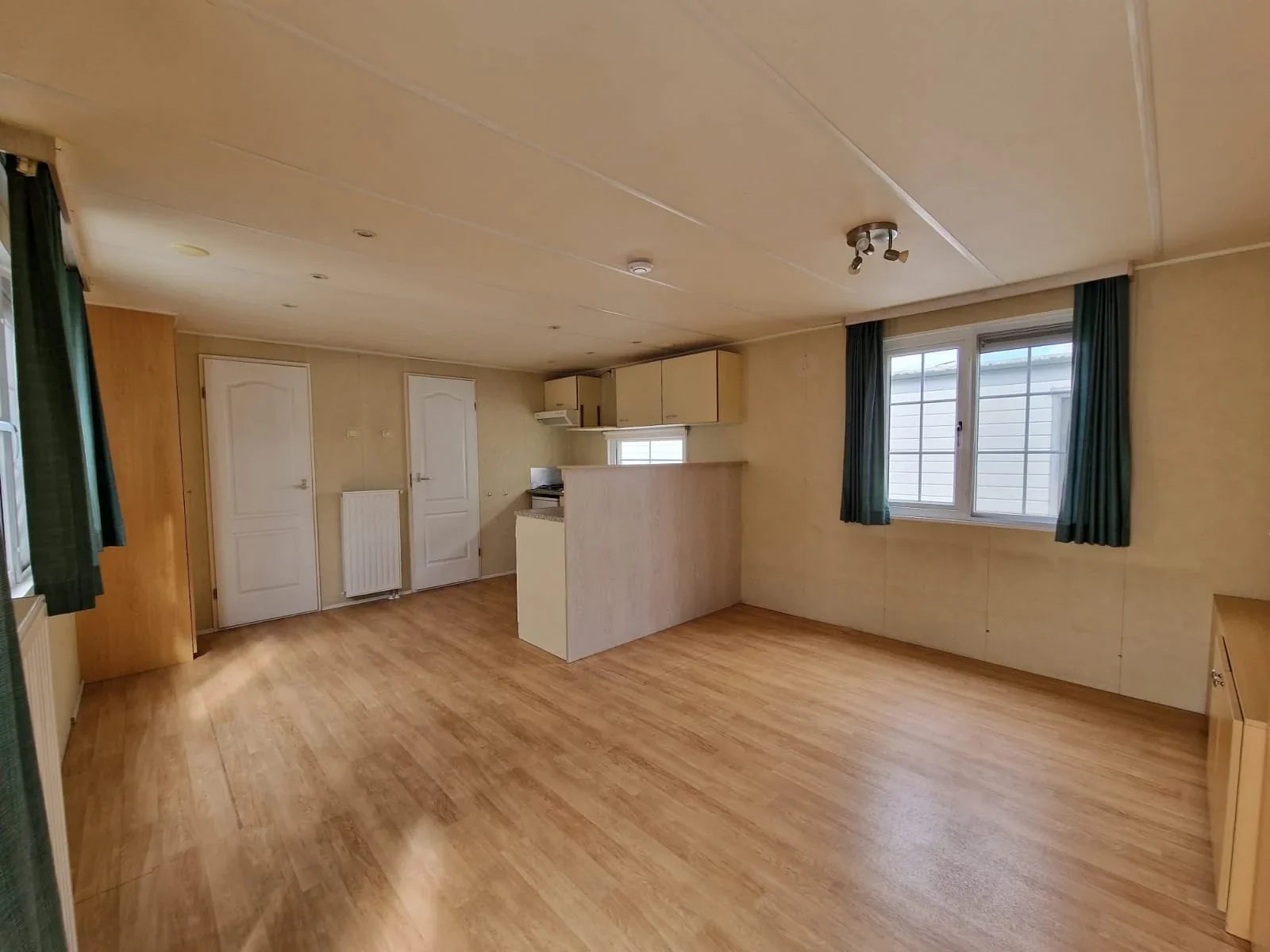 Casa Móvel T3 TULA – Cozinha equipada e casa de banho