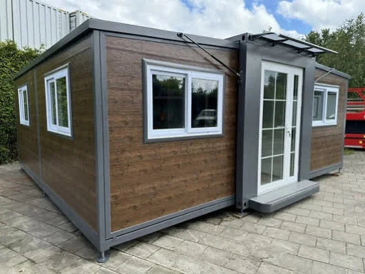 Contentor Móvel Tiny House com Dois Quartos e Cozinha – 2024